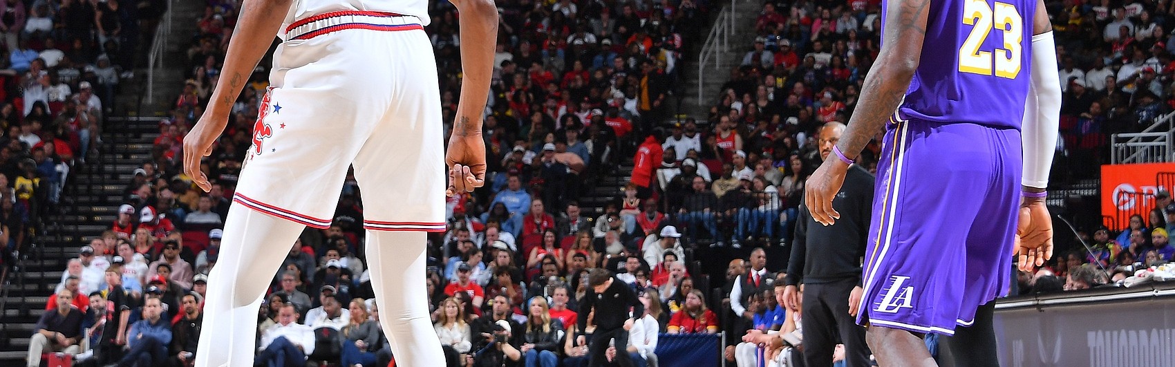 开云app下载-东里场均56.8分13.8助！湖人真正意义残阵 湖火实力对比几几开？