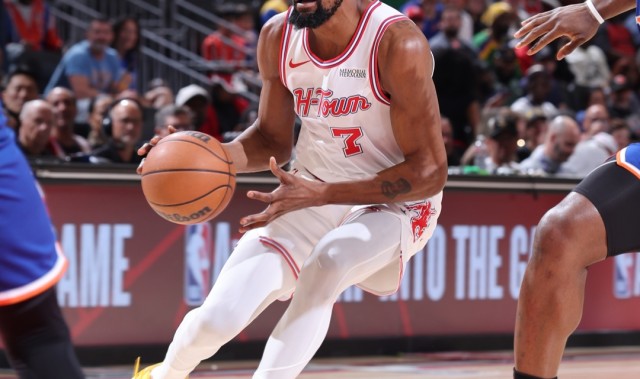 glow-kaiyun.com-杜兰特27+6+8火箭击败尼克斯3连胜，唐斯22+8布伦森仅12分